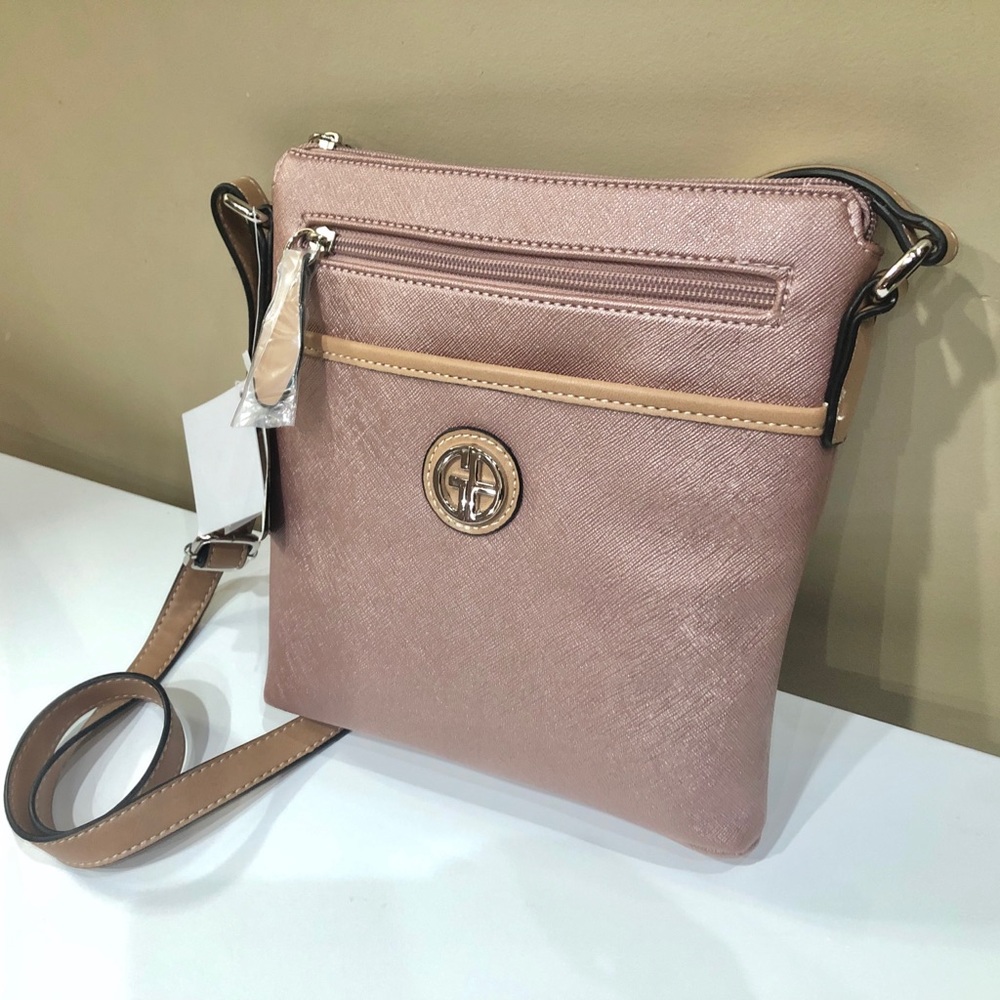 New Giani Bernini Crossbody Bag (Store Return) - Picture 1 of 10